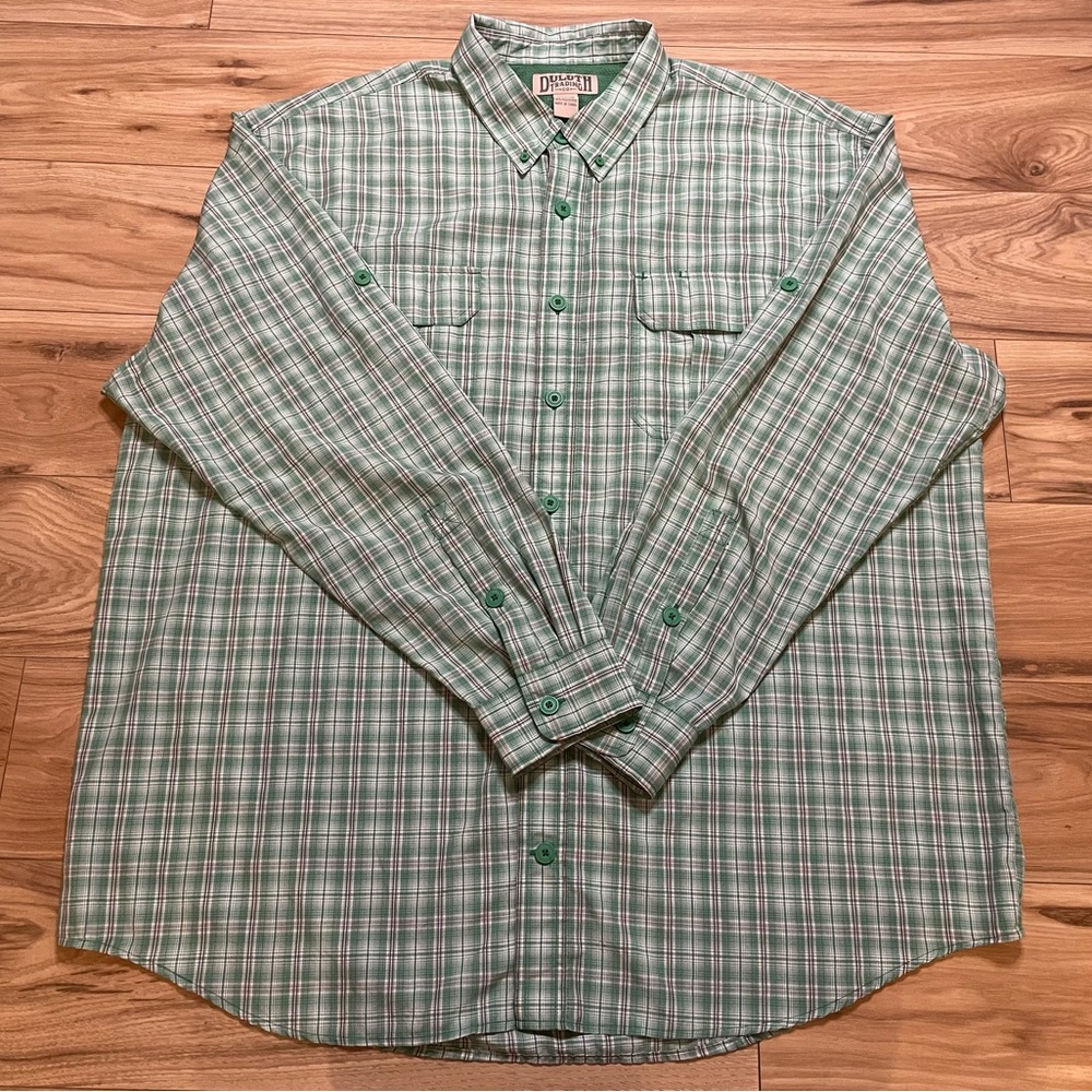 Duluth Trading Co Men's Green and White Plaid Button-Down Shirt